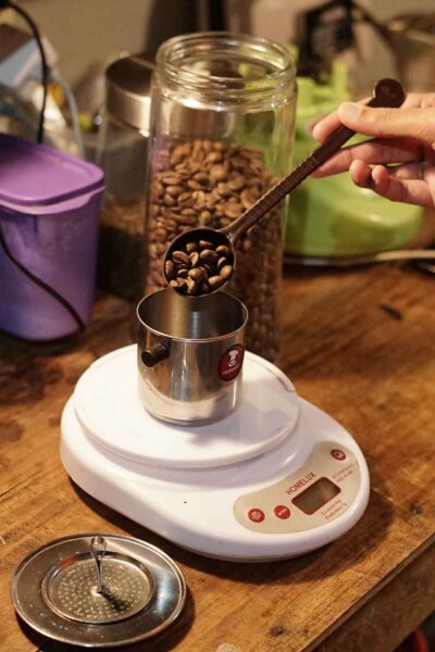 measuring coffee